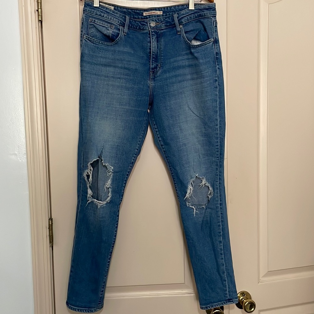 Levi’s 721 High Rise Skinny Jean